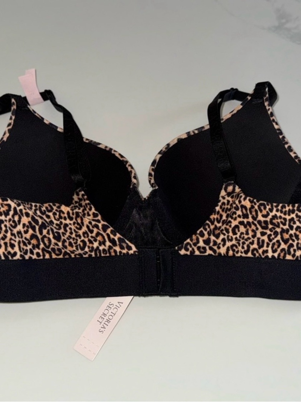 Victoria’s Secret 32B T-Shirt Perfect Shape Push Up Bra Leopard Print NEW - Picture 6 of 7
